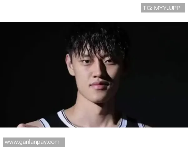 曾凡博加盟篮网传闻引发关注工作室回应暂无详细进展