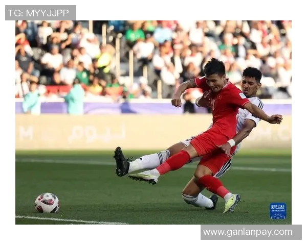 越南国家足球队奋勇争先努力拼搏力争亚洲杯佳绩 越南国家足球队奋勇争先努力拼搏力争亚洲杯佳绩